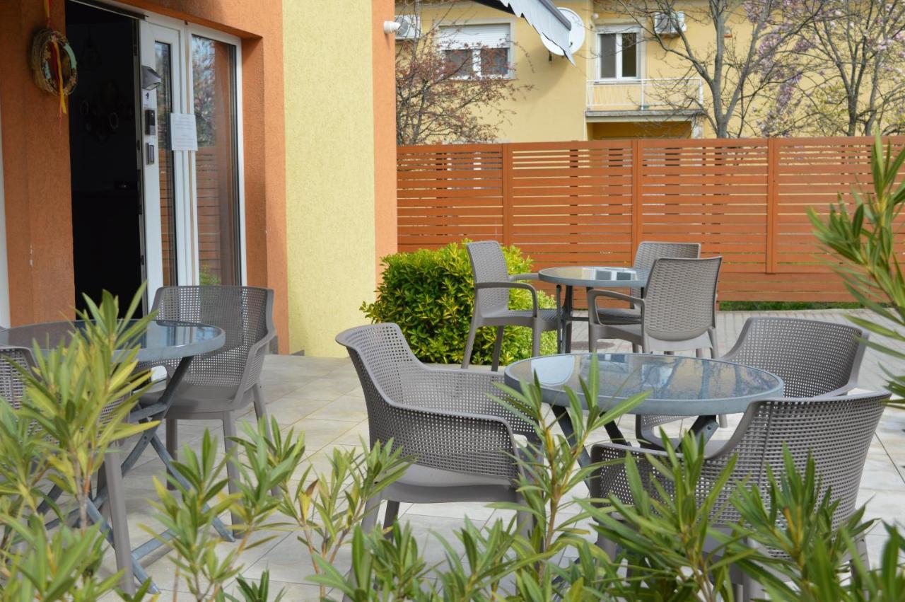 Bed and Breakfast Alfréd Panzió Budapest Exterior foto