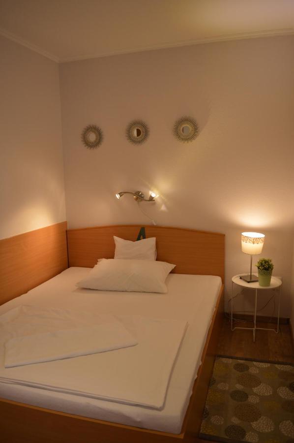 Bed and Breakfast Alfréd Panzió Budapest Exterior foto